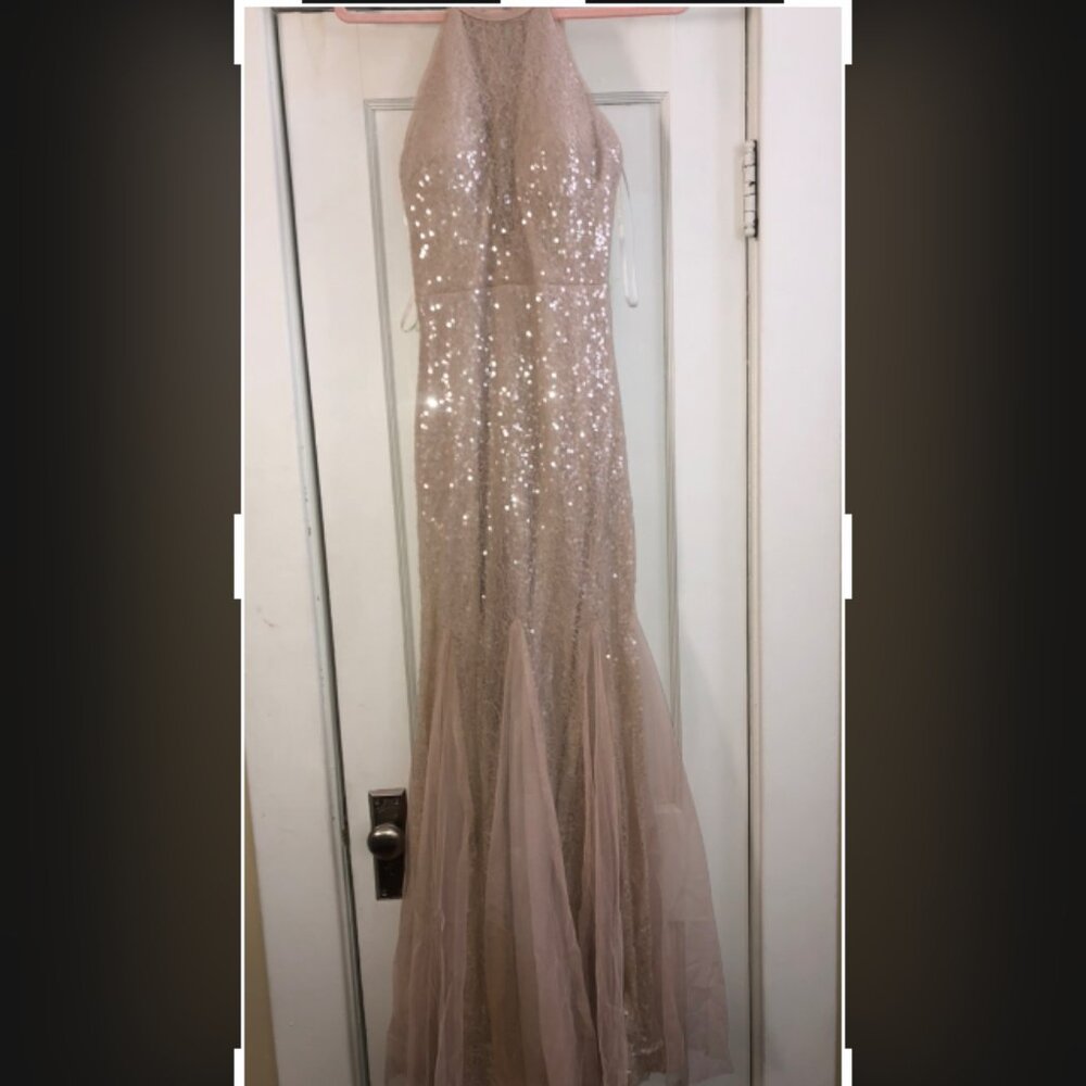 Xscape Formal Sequin Mermaid Gown size 4 Champagne